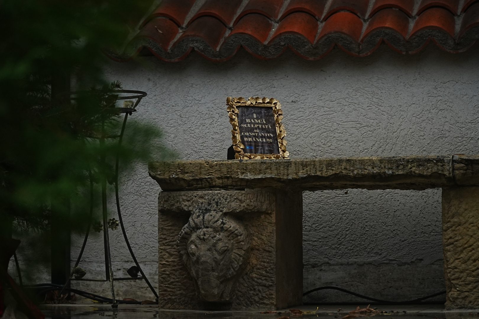 Casa Tătărescu: Mărturie a unui secol de putere și artă în Bucureștiul interbelic și continuitatea EkoGroup Vila